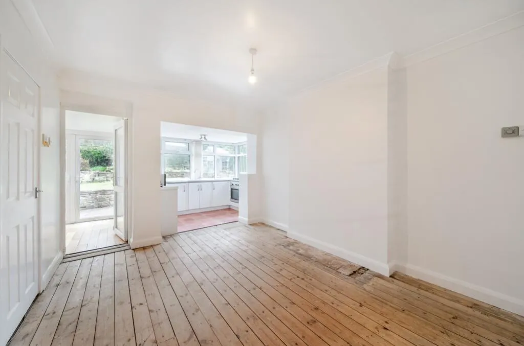 2 bed Detached Bungalow
