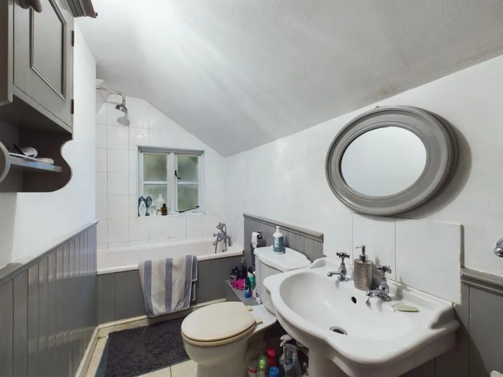 2 bed Cottage
