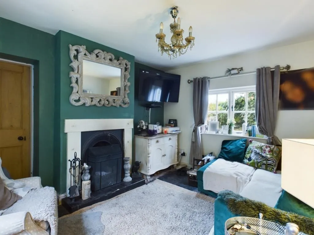 2 bed Cottage