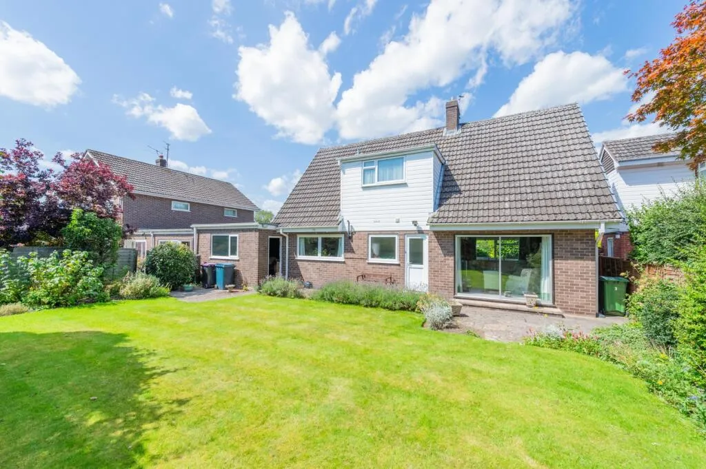 3 bed Detached