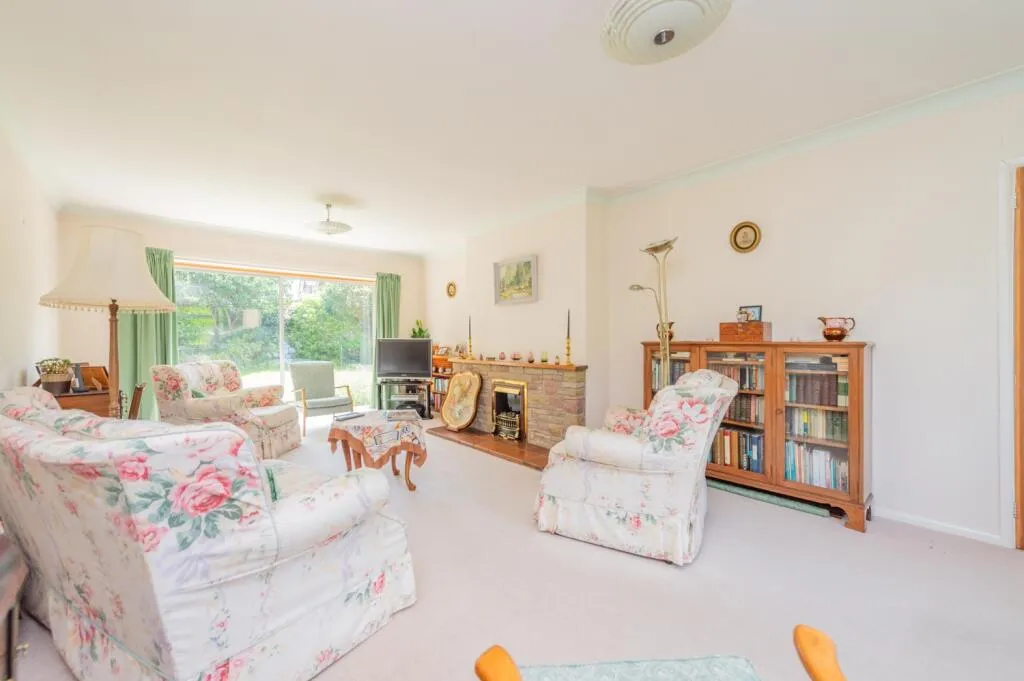 3 bed Detached