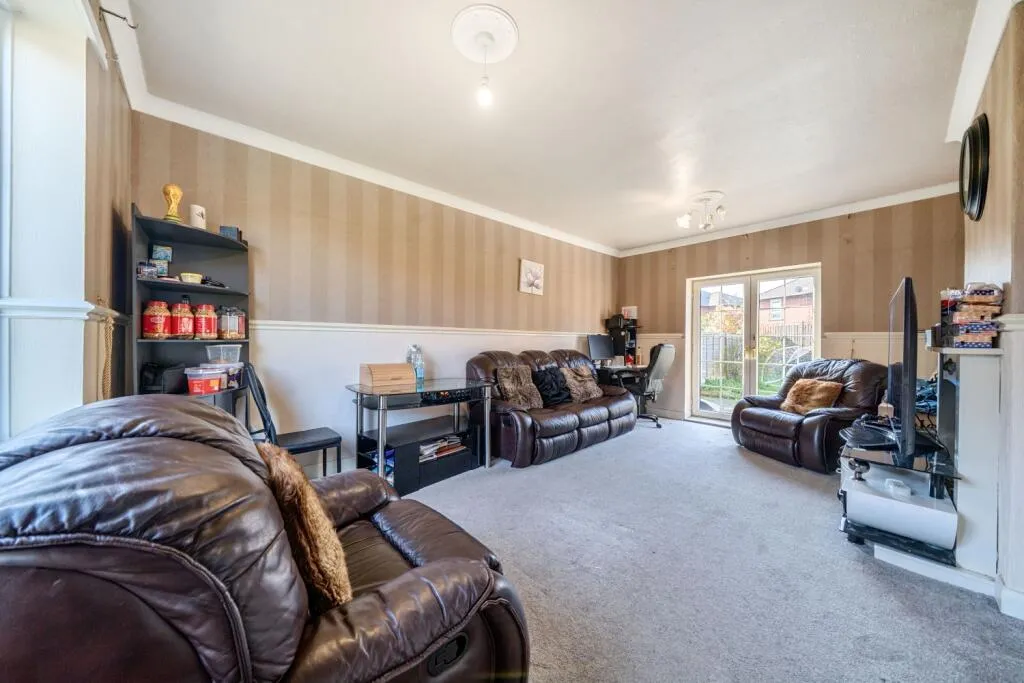 3 bed Semi-Detached