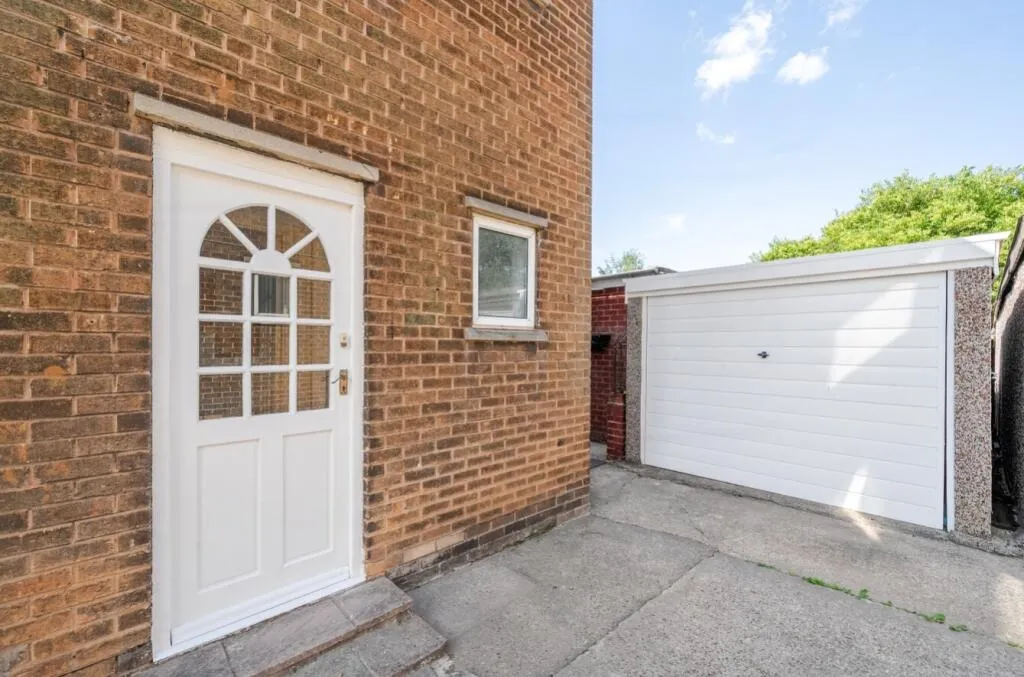 3 bed Semi-Detached