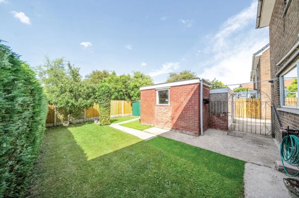 3 bed Semi-Detached