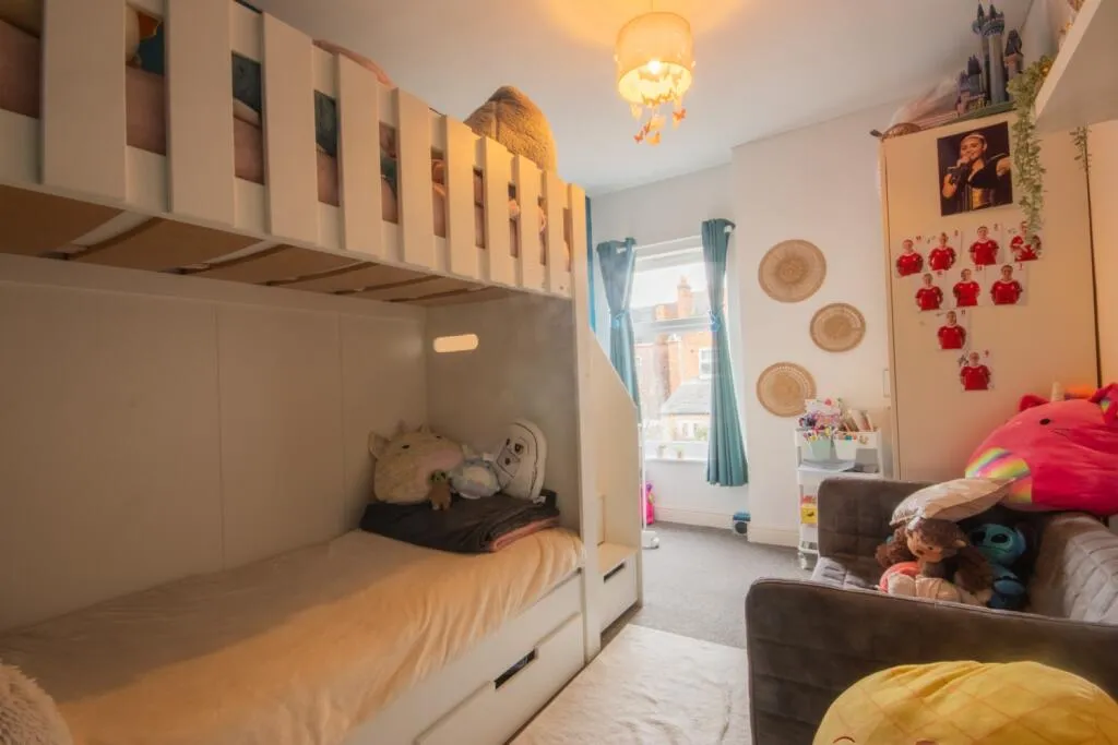 3 bed Semi-Detached