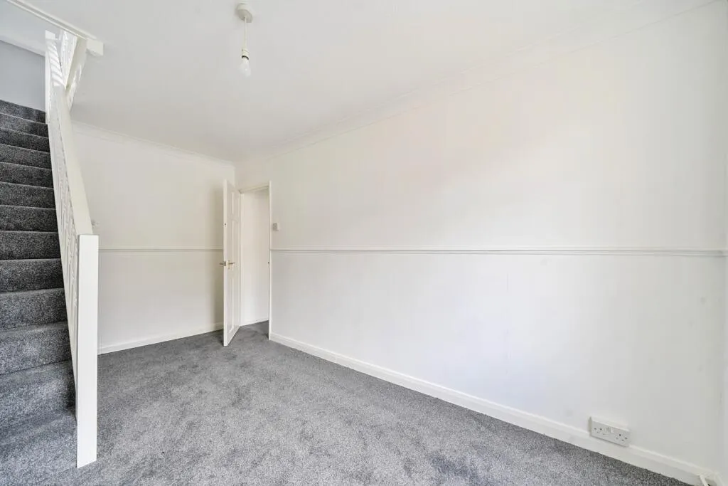 3 bed Terraced