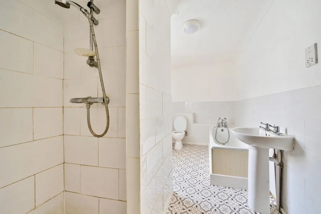 3 bed Terraced