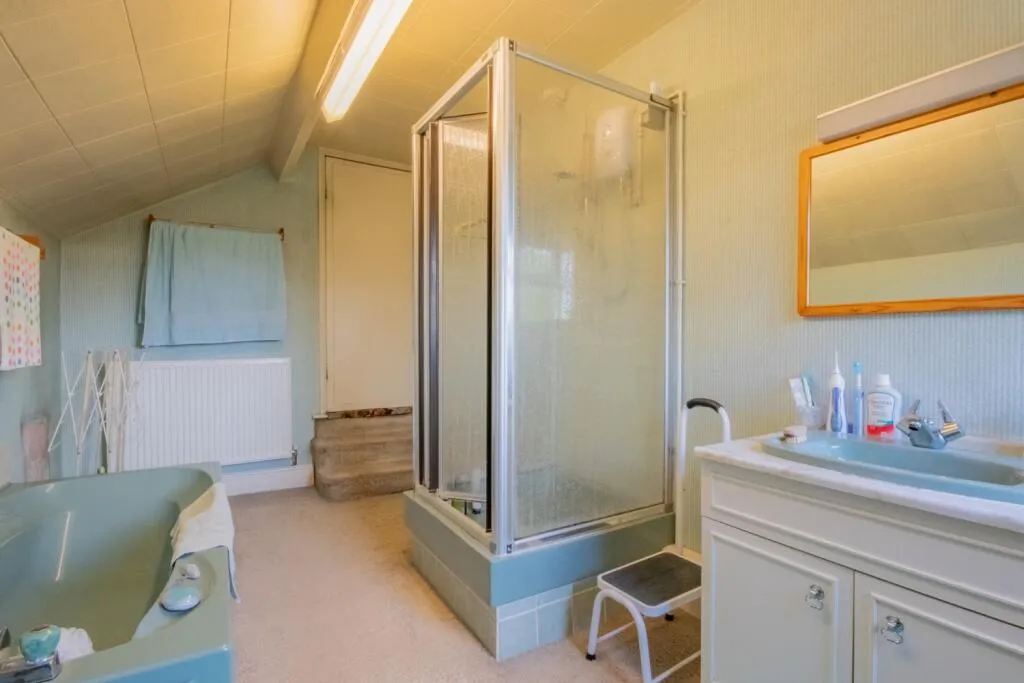 3 bed Detached