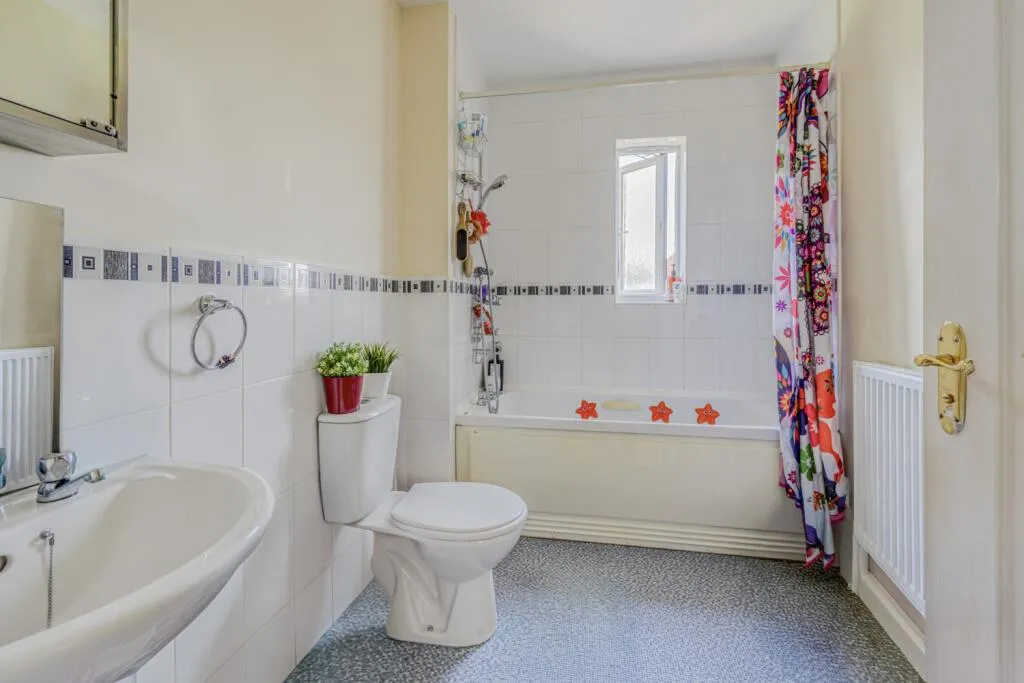 2 bed Block of Apartments