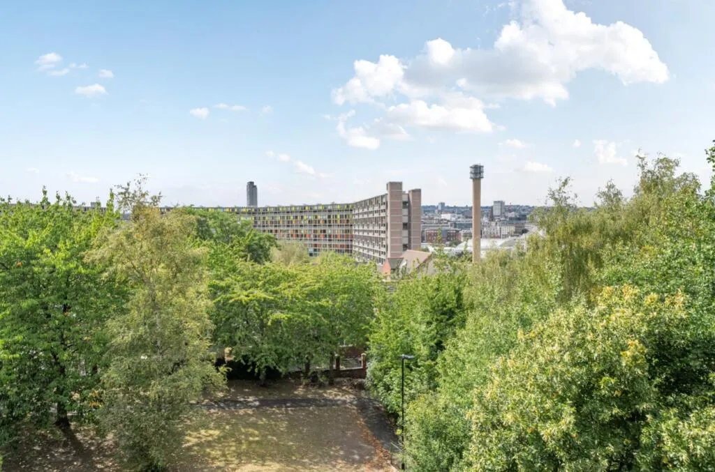 2 bed Block of Apartments
