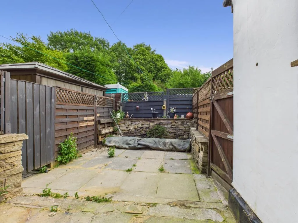 2 bed Terraced