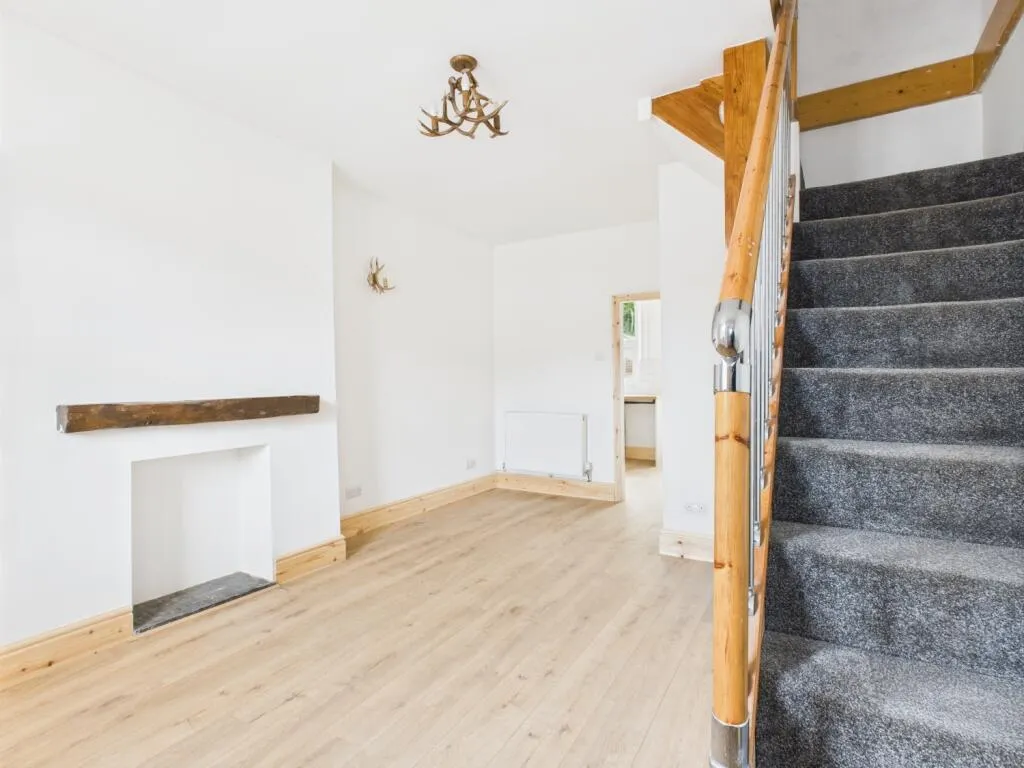 2 bed Terraced