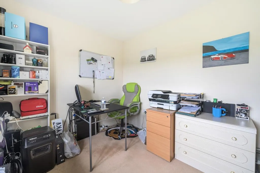 4 bed Detached