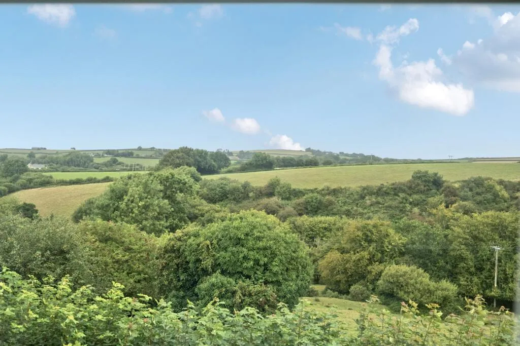 4 bed Detached