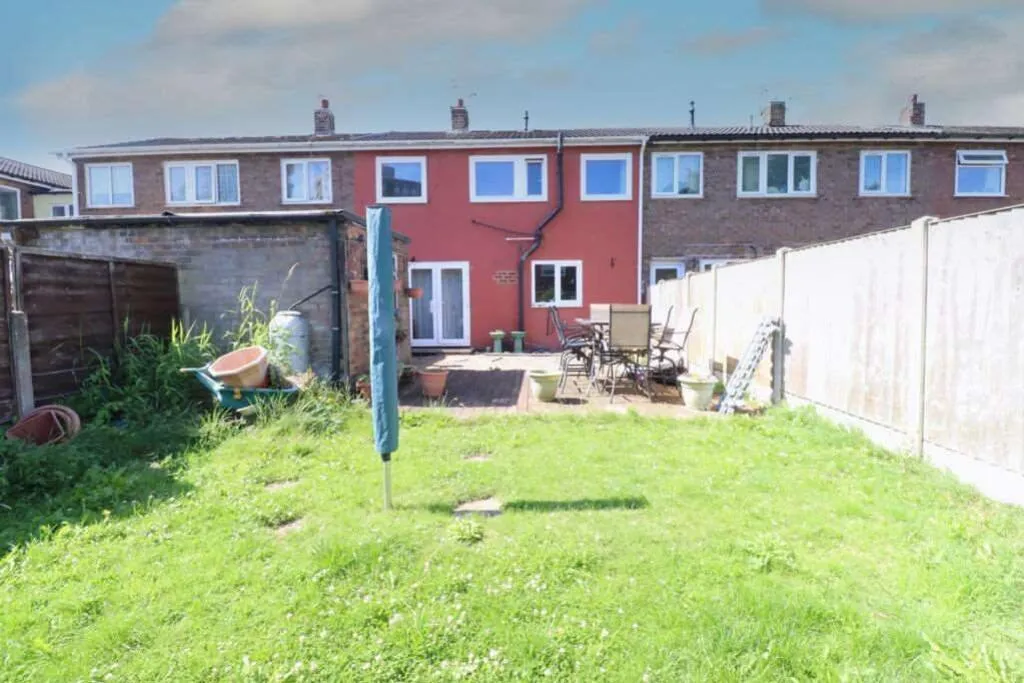 3 bed Terraced