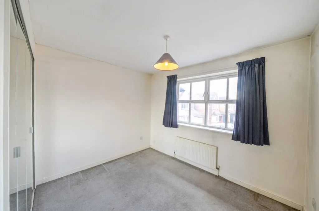 4 bed Detached