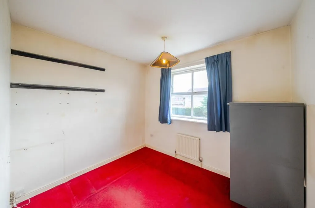 4 bed Detached