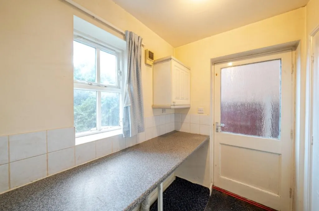 4 bed Detached