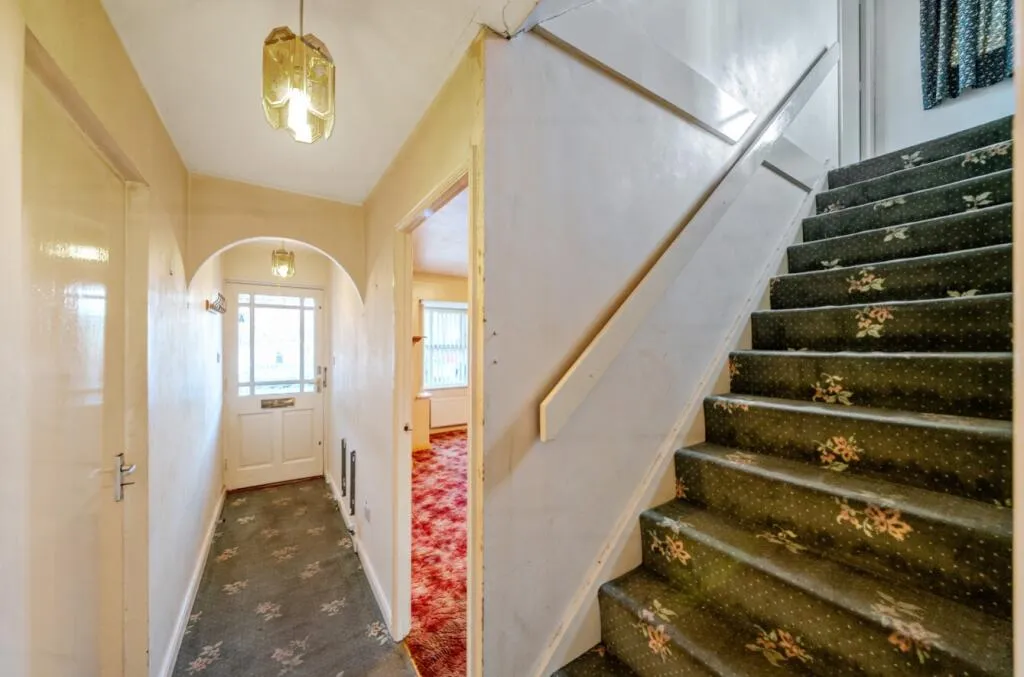 4 bed Detached