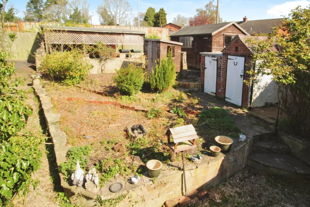 3 bed Terraced