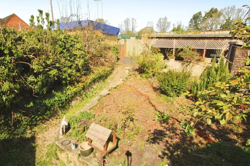 3 bed Terraced