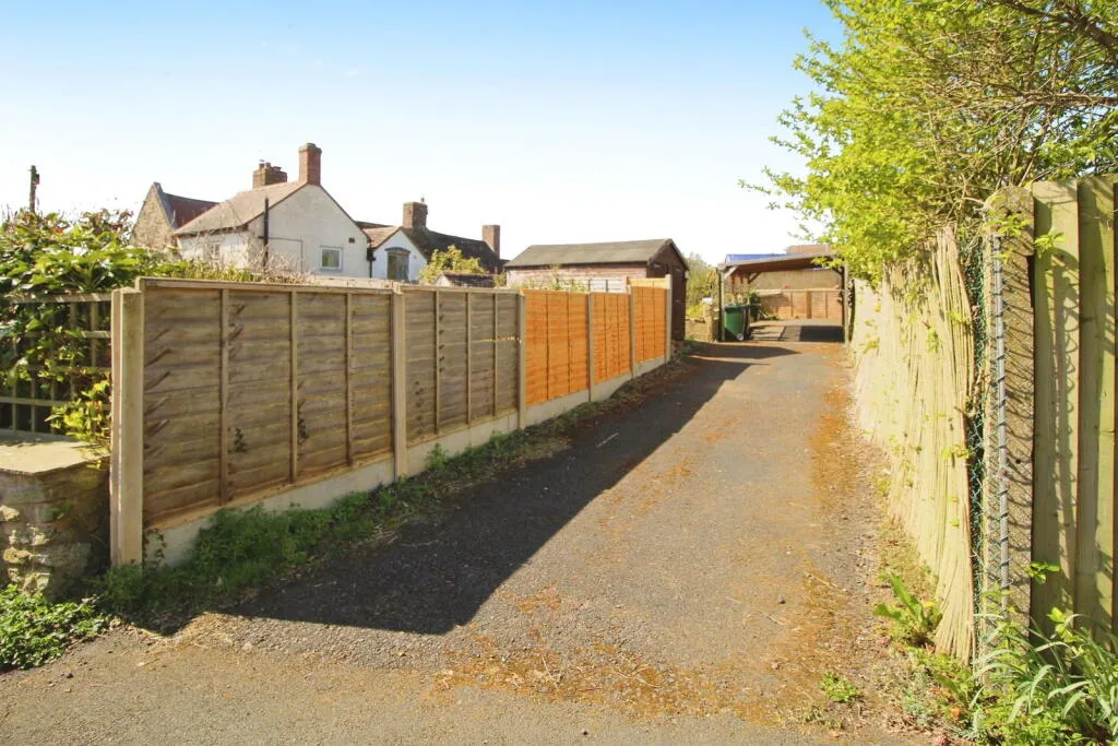 3 bed Terraced