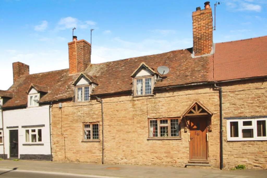 3 bed Terraced