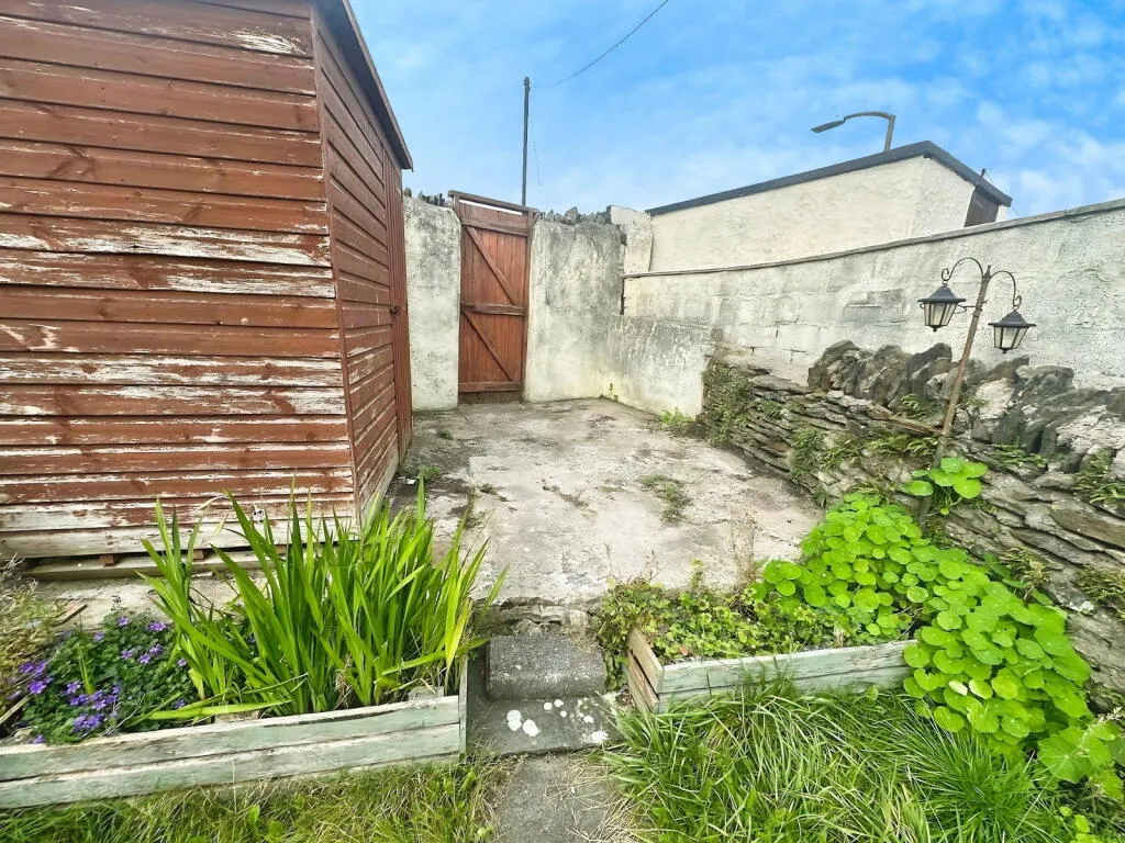 3 bed Terraced