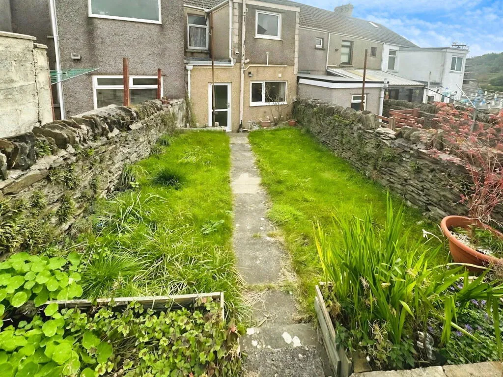 3 bed Terraced