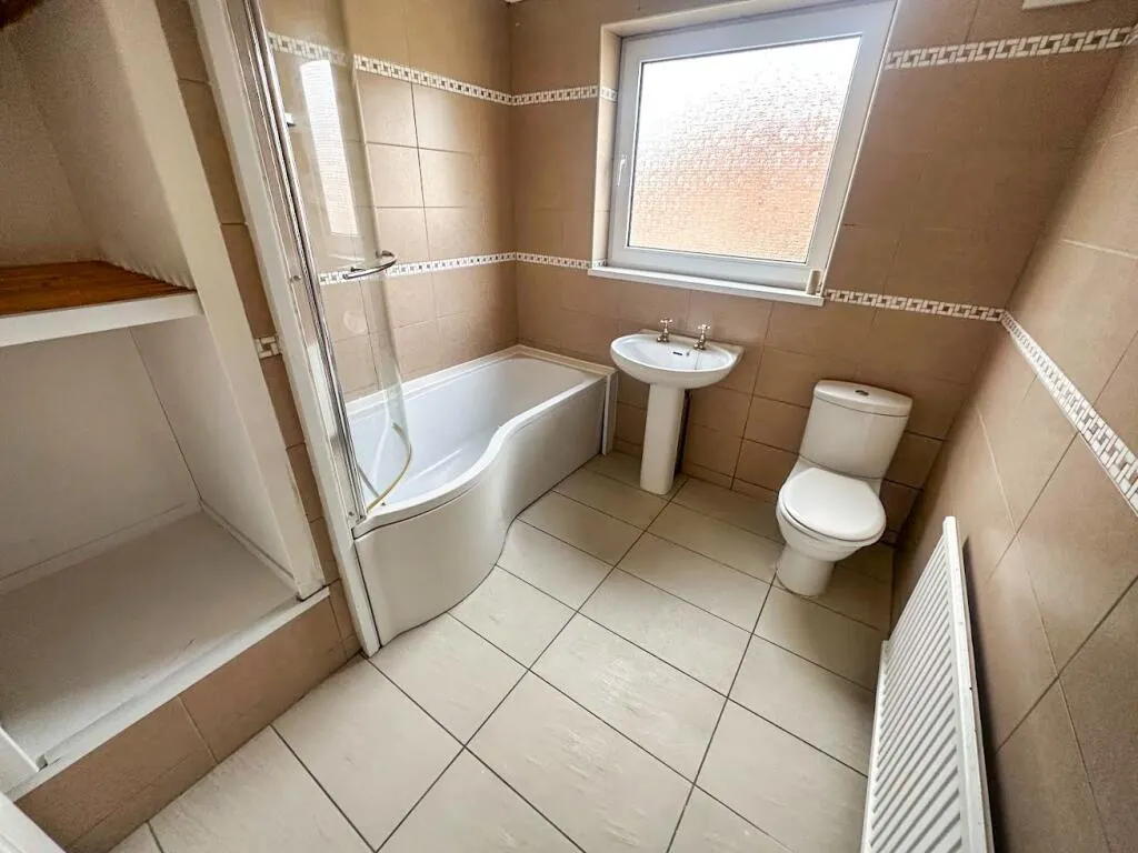 3 bed Terraced
