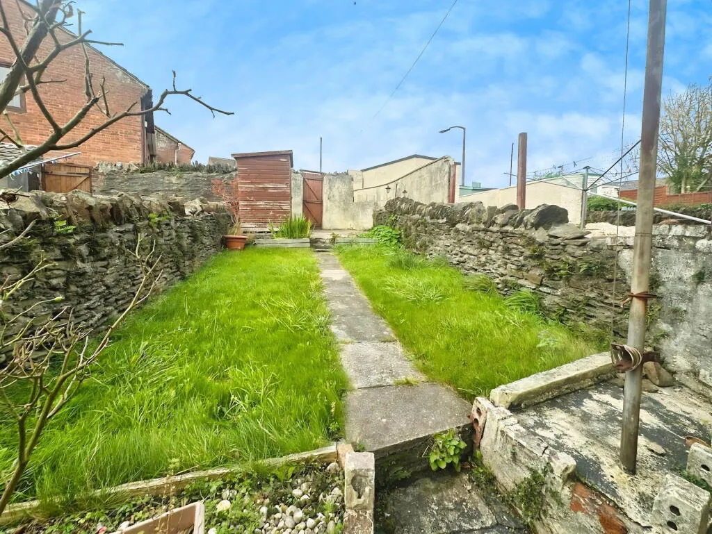 3 bed Terraced