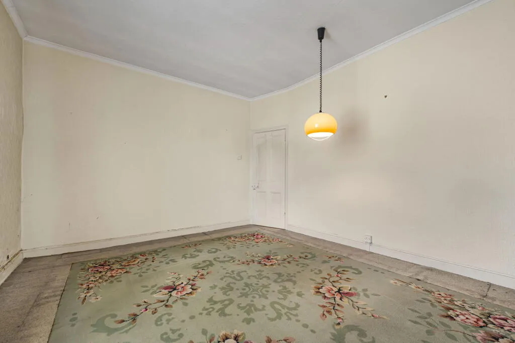 4 bed Detached