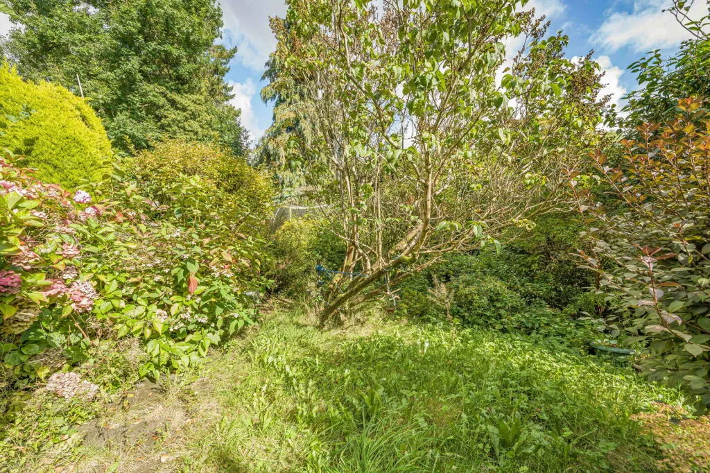 4 bed Detached