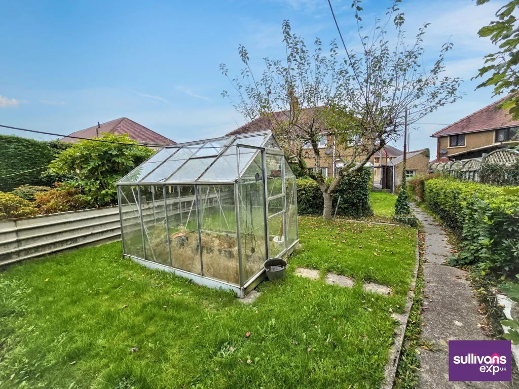 3 bed Semi-Detached