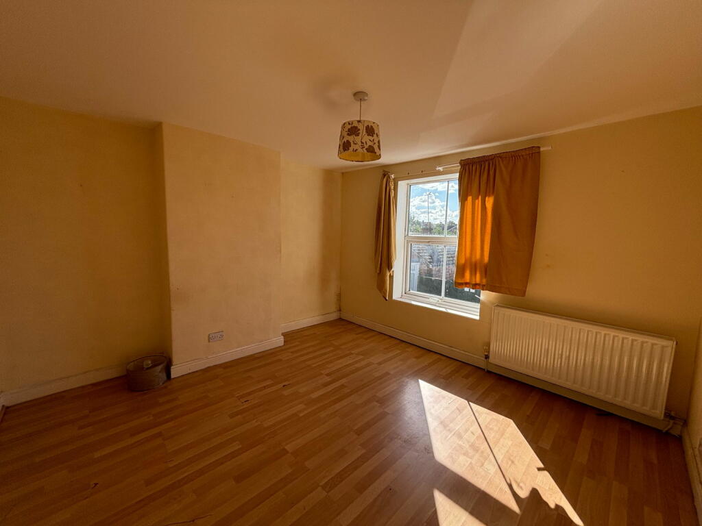 2 bed Terraced