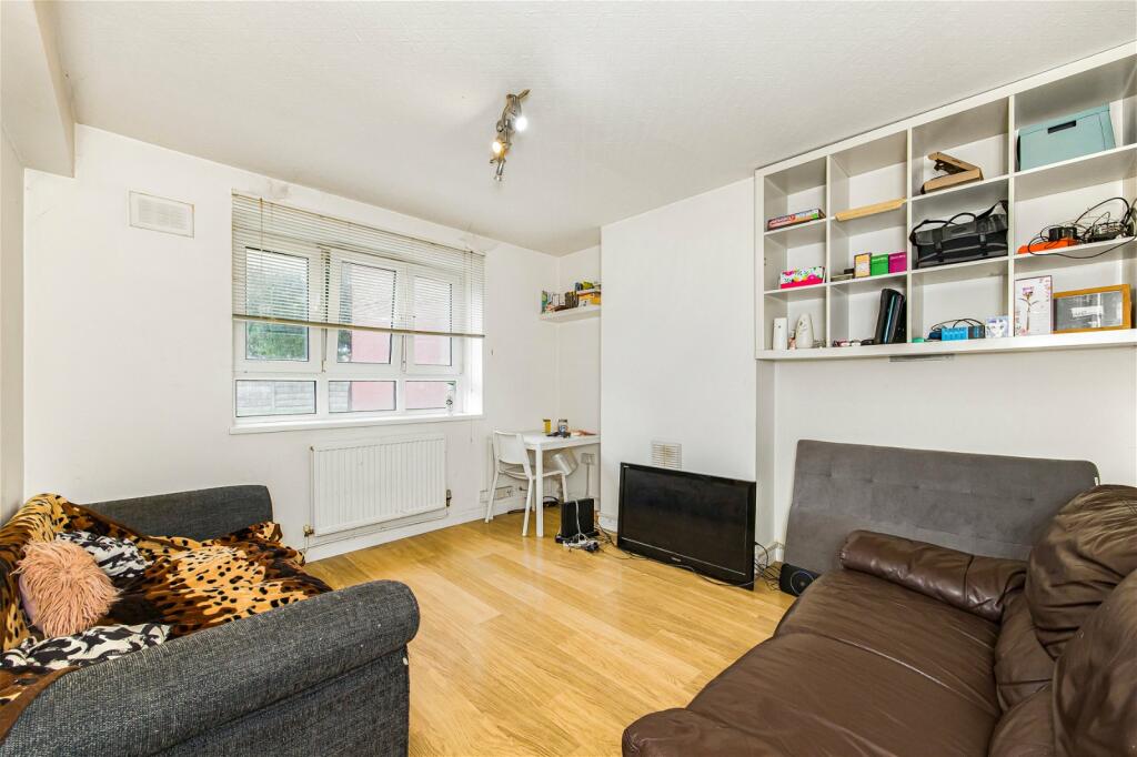 1 bed Ground Flat