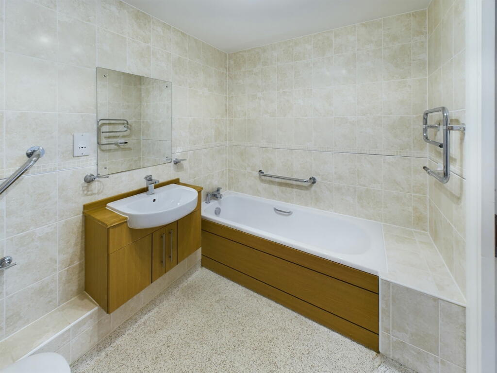 1 bed Apartment