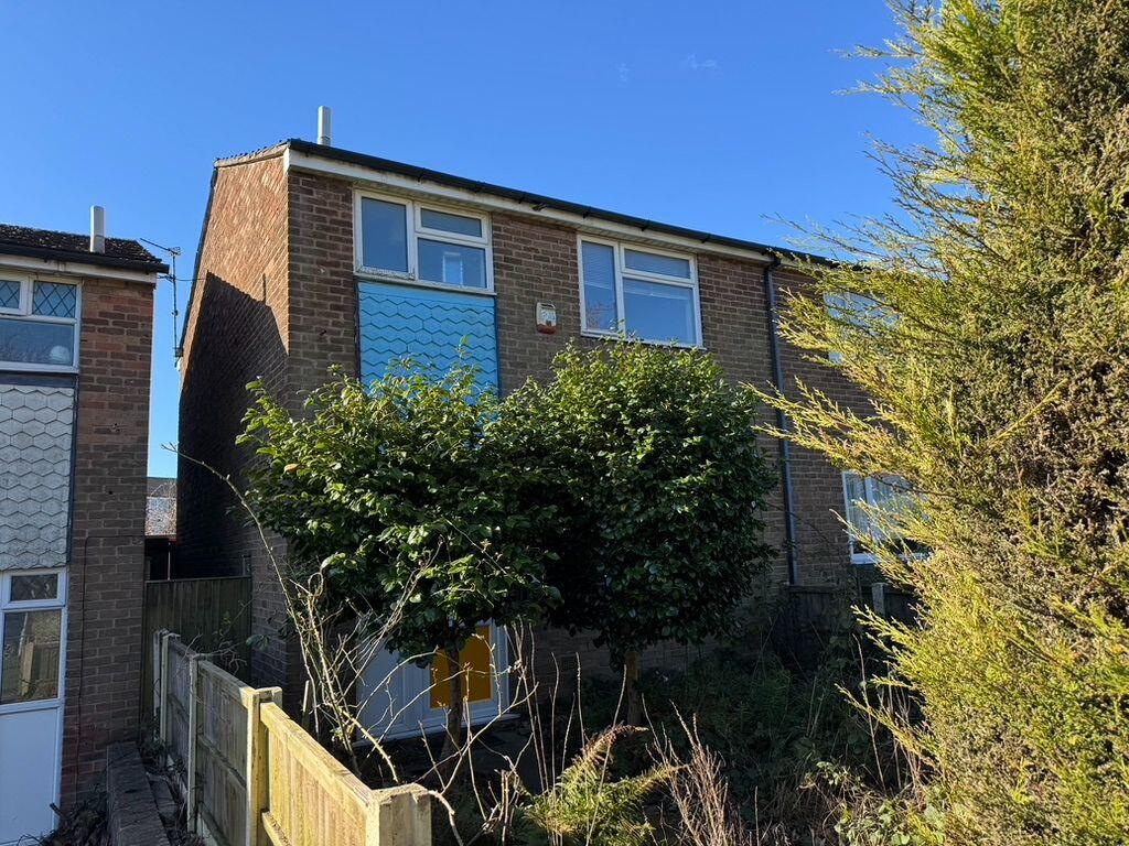 3 bed End of Terrace