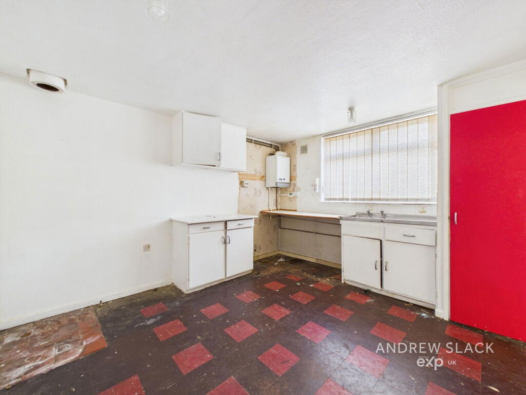 3 bed End of Terrace