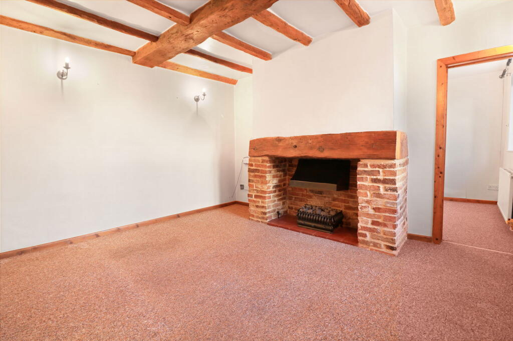 2 bed Semi-Detached Bungalow