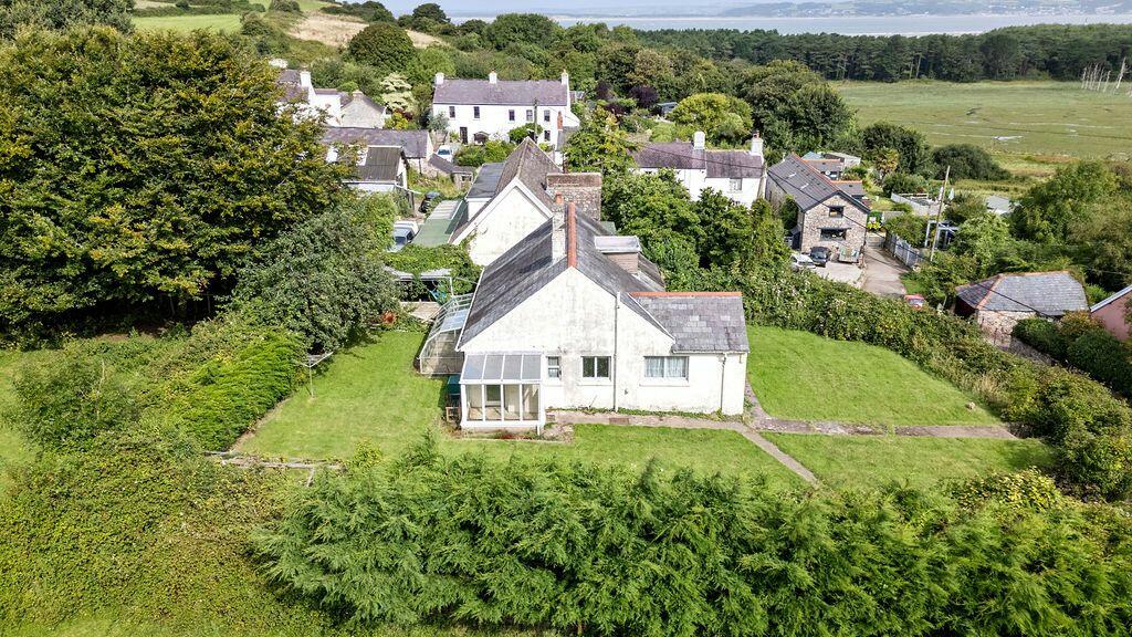 3 bed Detached Bungalow