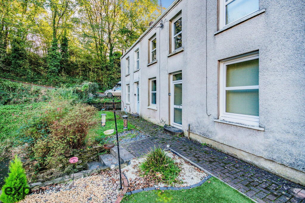 2 bed Terraced