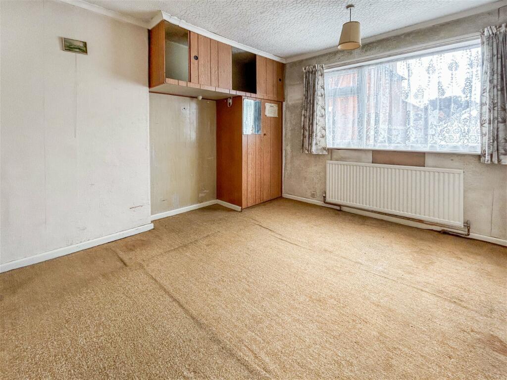 3 bed Terraced