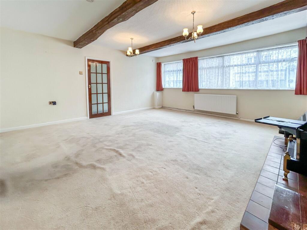 3 bed Terraced