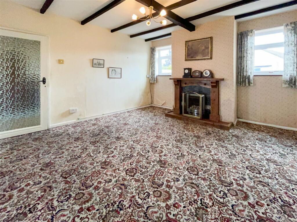 3 bed Terraced