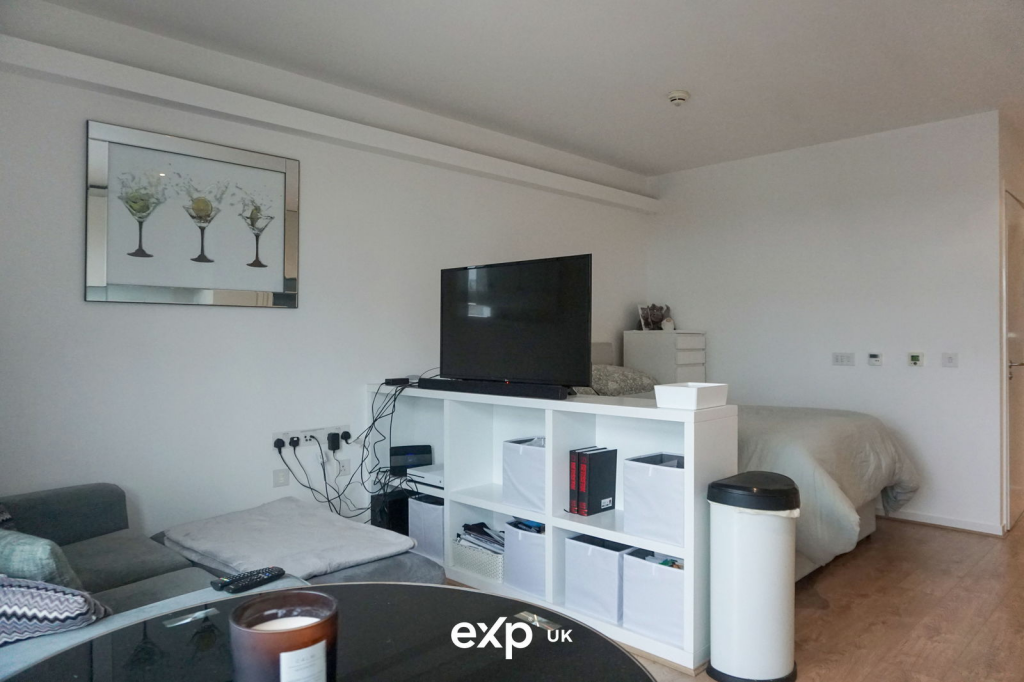 1 bed Apartment