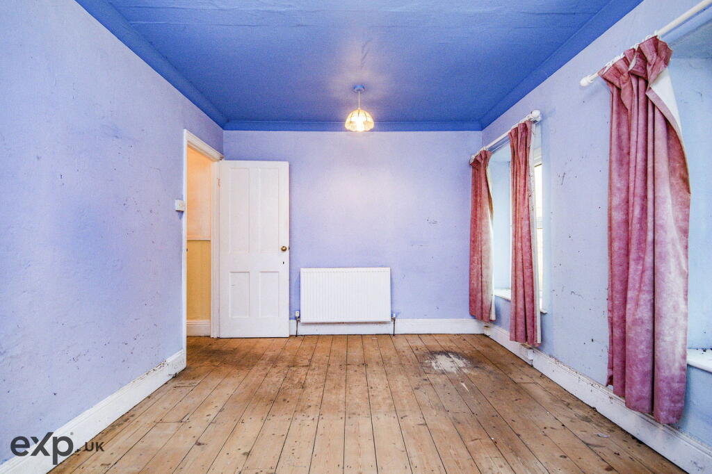 2 bed End of Terrace