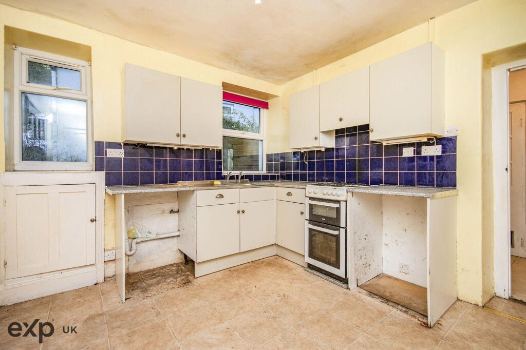 2 bed End of Terrace