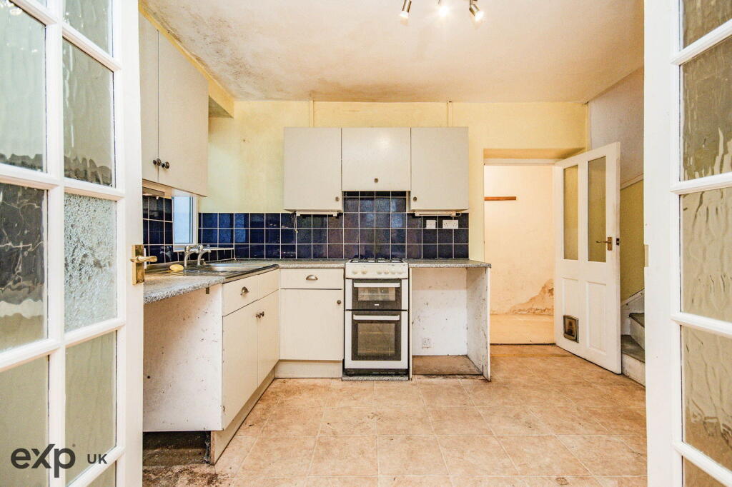 2 bed End of Terrace