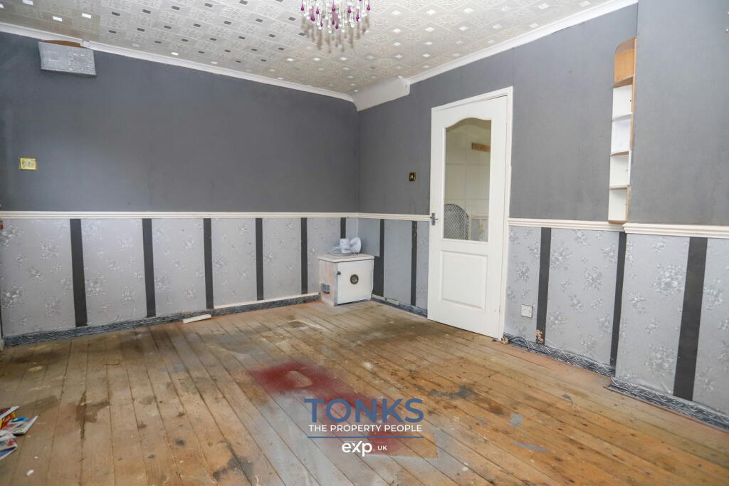 2 bed End of Terrace